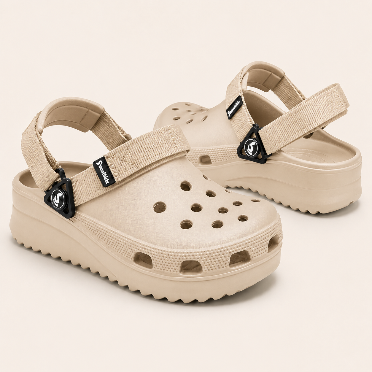 Smoothlite Ultra-Chunky Adjustable Clogs for men in Beige, image 3