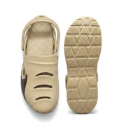 Smoothlite Painted-Heel Comfort Clogs for men in Beige, image 2
