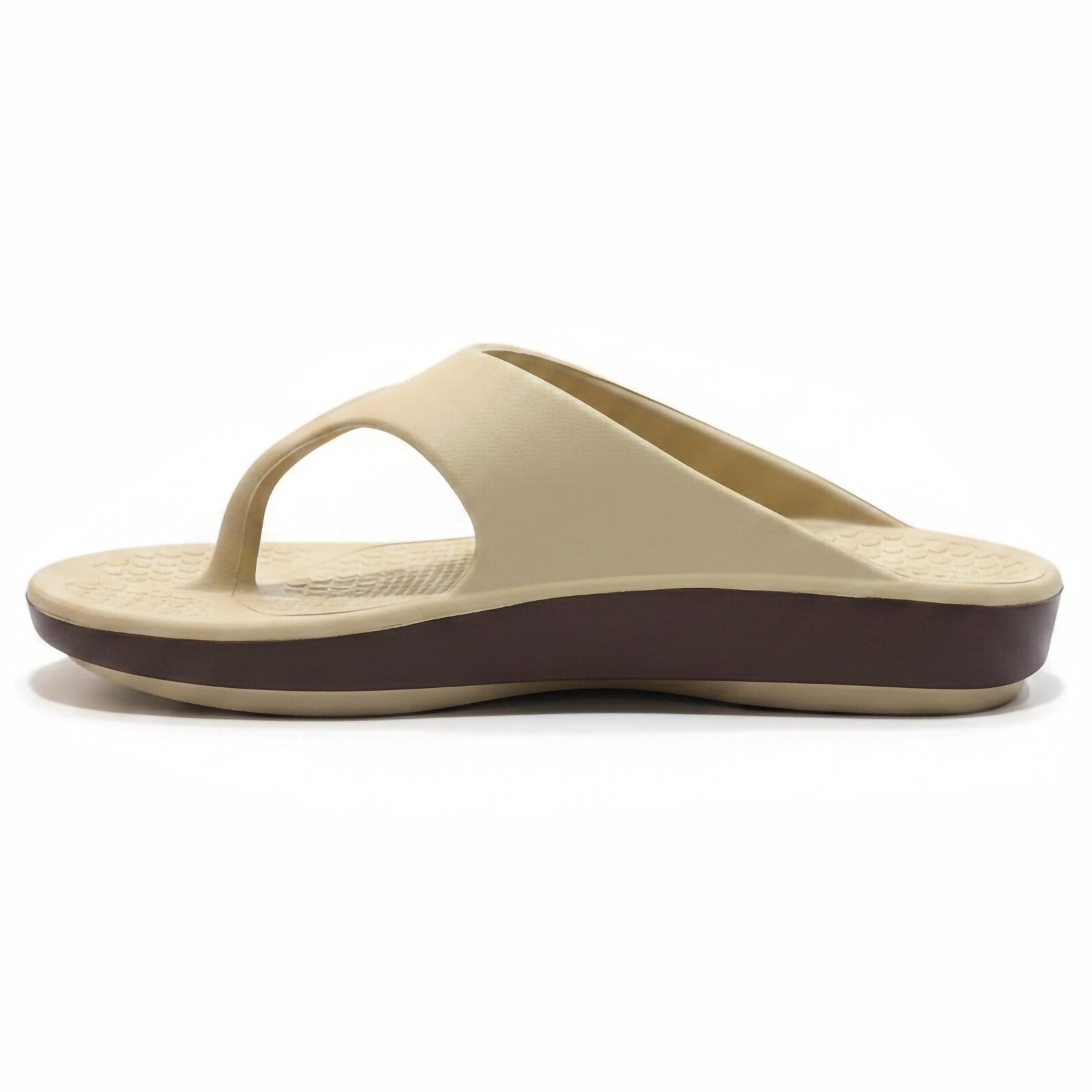 Smoothlite Everyday Cushioned Flip-Flops for men in Beige, image 5