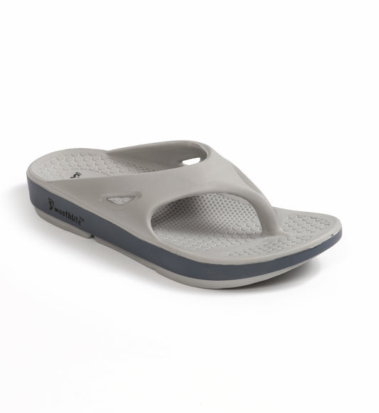 Smoothlite Everyday Cushioned Flip-Flops for men in Light Grey, image 1