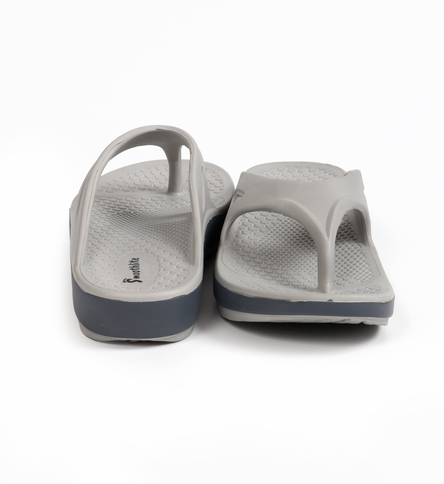 Smoothlite Everyday Cushioned Flip-Flops for men in Light Grey, image 5