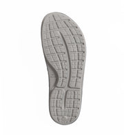 Smoothlite Everyday Cushioned Flip-Flops for men in Light Grey, image 3