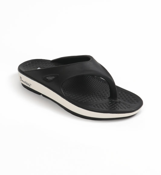 Smoothlite Everyday Cushioned Flip-Flops for men in Black, image 1