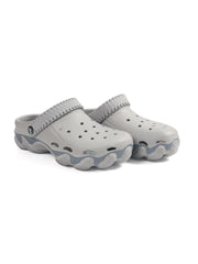Smoothlite Chunky Painted-Sole Clogs for men in Light Grey, image 3