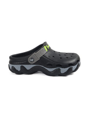 Smoothlite Chunky Painted-Sole Clogs with Contrast Strap for men in Black, image 2