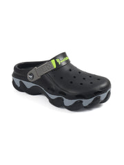 Smoothlite Chunky Painted-Sole Clogs with Contrast Strap for men in Black, image 1