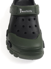 Smoothlite Dual-Tone Chunky Comfort Clogs for men in Olive & Black, image 5